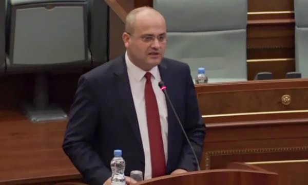 ​Deputeti i Listës Guxo i reagon PDK-së: Presidentja Osmani ka pasur arritje të mëdha