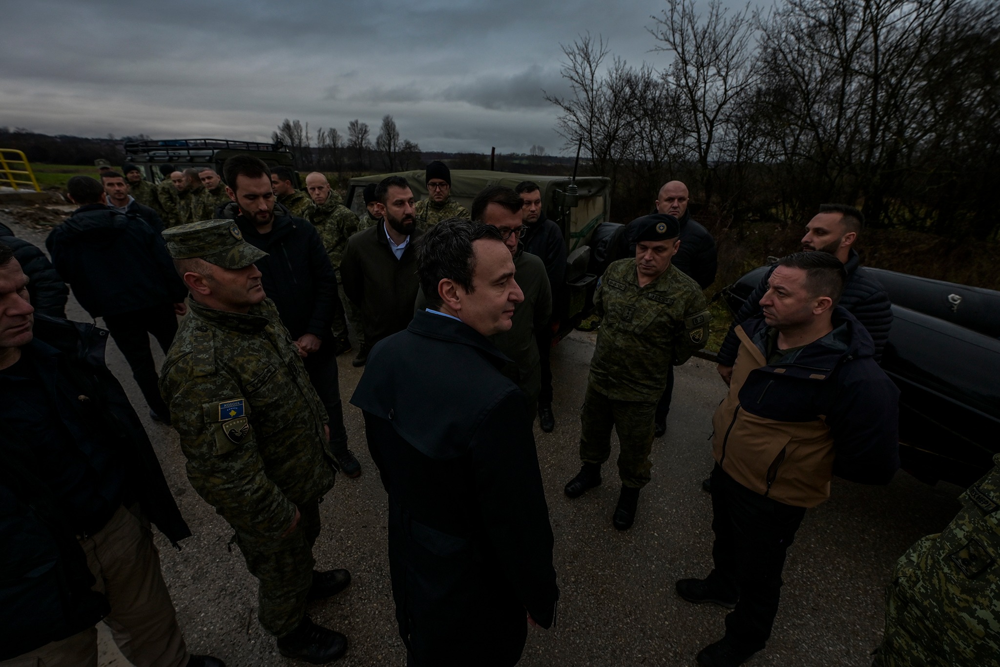 Kurti në Istog, viziton familjet e evakuura