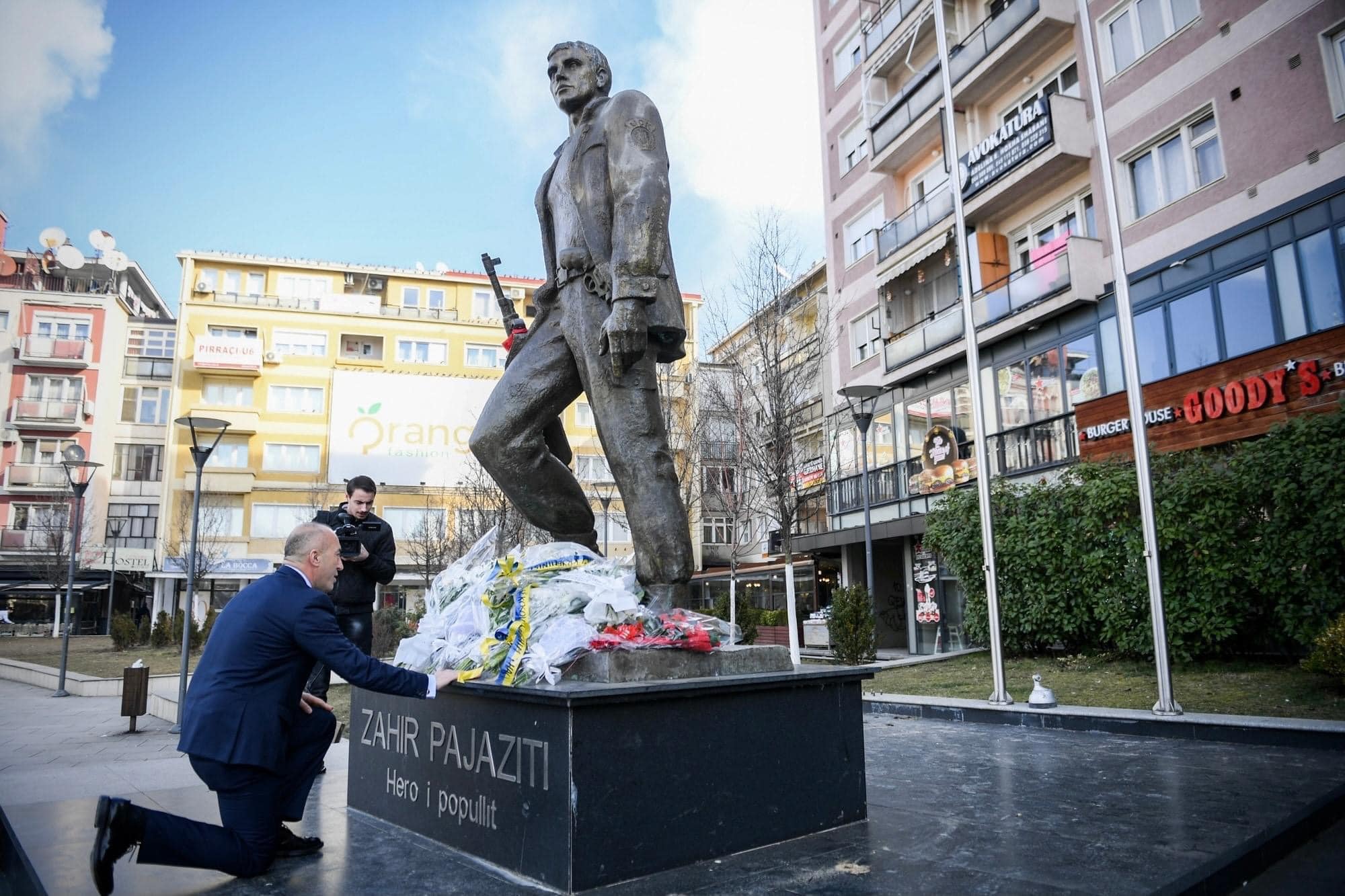 Ramush Haradinaj kujton Zahir Pajazitin, Hakif Zejnullahun e Edmond Hoxhën