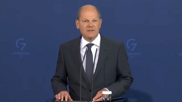 Scholz: Pavarësisht dërgimit të tankeve, Gjermania nuk është palë në Ukrainë