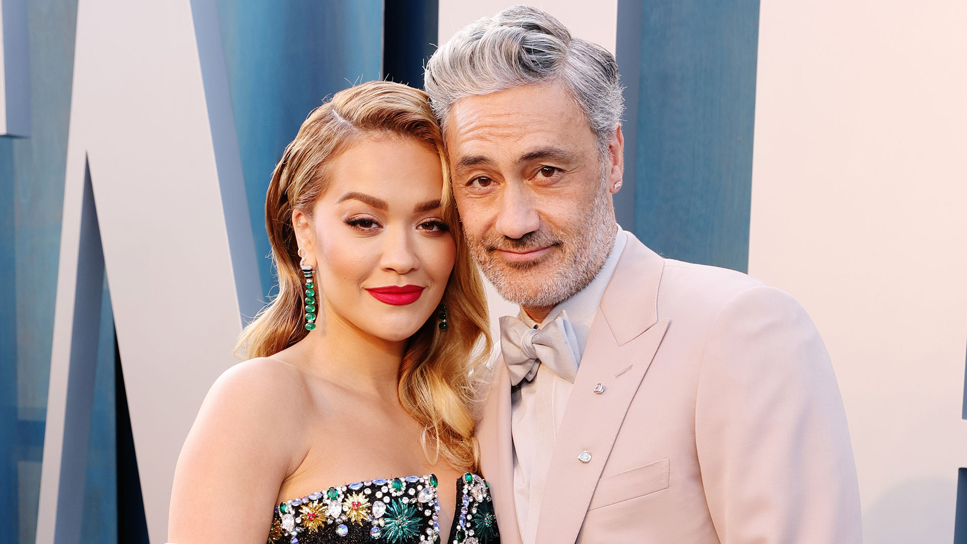 ​Rita Ora konfirmon se është martuar me Taika Waititi