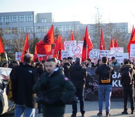 Nis protesta e Parlamentit të Studentëve