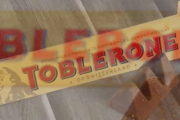 ​”Toblerone” ndryshon ambalazhin, çokollata do të prodhohet edhe në Sllovaki