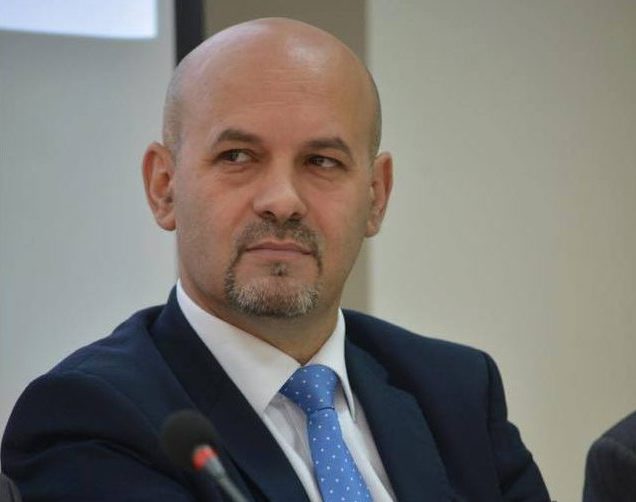 Sadiku: Prishtina së shpejti do të bëhet me orar të punës në sektorin farmaceutik