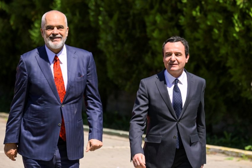 ​Albin Kurti ende nuk ka uruar Edi Ramën për fitoren historike