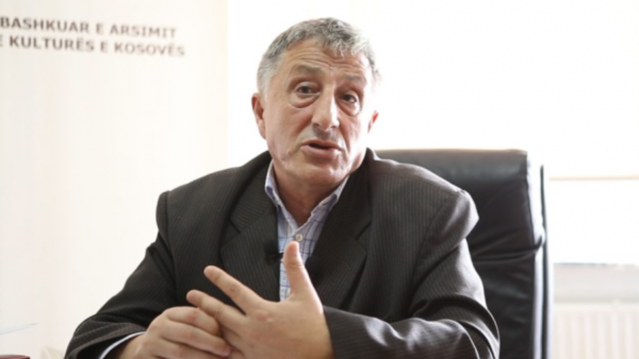 Jasharaj: Mësimdhënësit të mos i largojnë nga klasa nxënësit që nuk kanë tekste shkollore