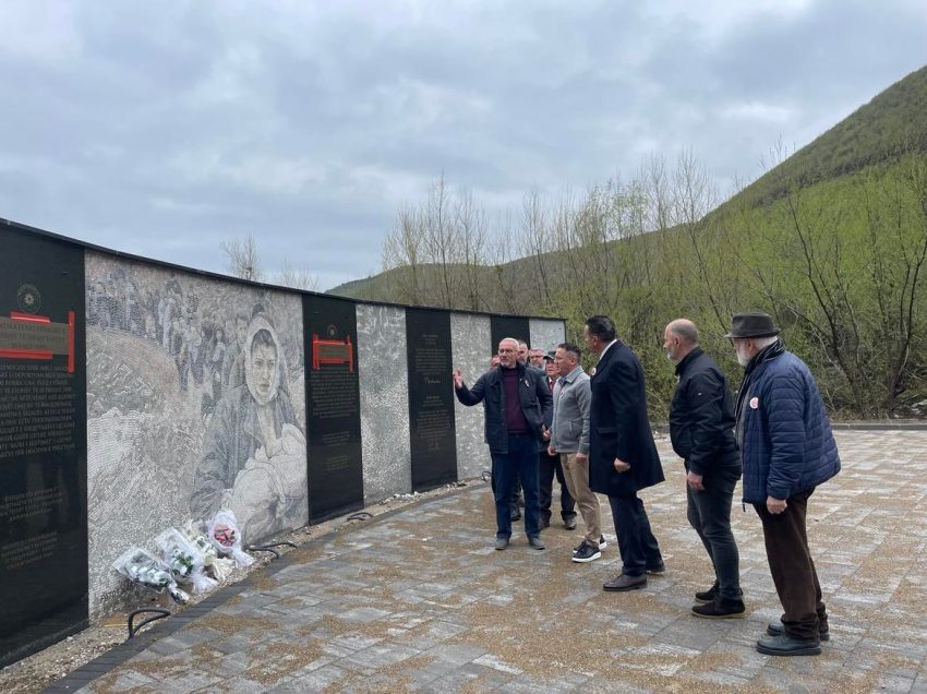 Përkujtohet 24-vjetori i eksodit të madh në Bllacë – Asani: Të ndërtohet një qendër memoriale për ta kujtuar të shkuarën