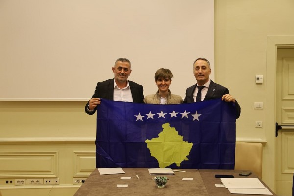 Kampionia e botës në skitari sot merr shtetësinë e Kosovës