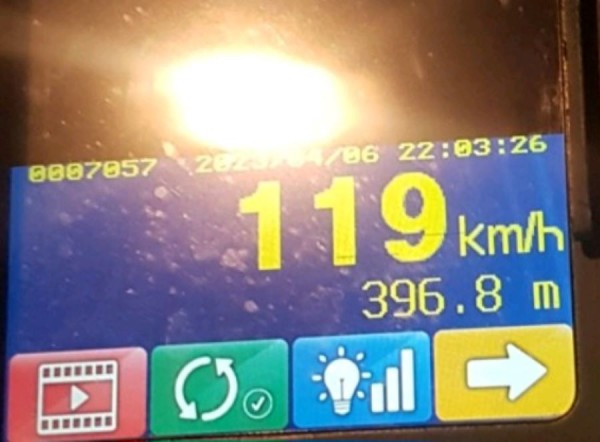 ​Tejkaloi shpejtësinë, gjobë shoferit në Ferizaj
