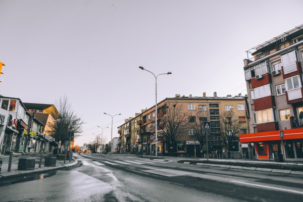 Mbyllet një pjesë e rrugës “Agim Ramadani”, ja si ndryshon edhe qarkullimi i urbanëve