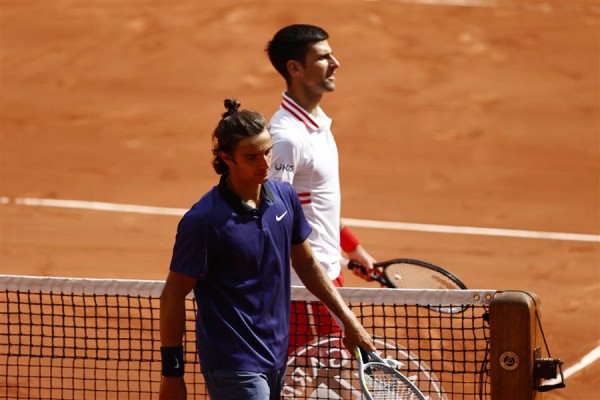 Musetti e çart Djokovicin, e eliminon nga turneu i Monte Carlo