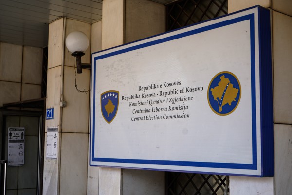 KQZ-ja publikoi raportet financiare të partive politike për vitin 2022
