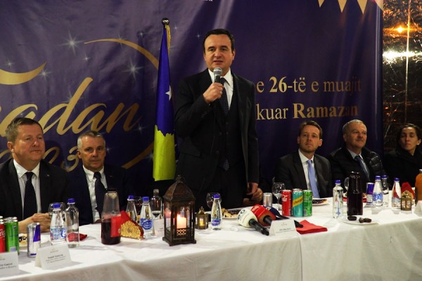 ​Kurti: Ramazani na mëson të përkushtohemi tek ana shpirtërore e njeriut