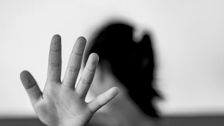 Një femër raporton në Polici se është dhunuar seksualisht nga një mashkull
