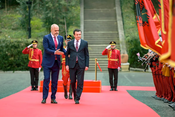 Rama për vijat e kuqe: Askush s’e kishte besuar që Kurti do të ulej me Vuçiqin, ndoshta përveç meje