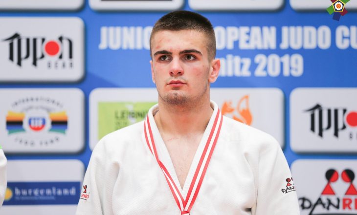 Shpat Zekaj fiton medaljen e argjendtë në Botërorin e xhudos