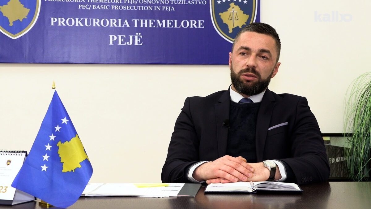 Prokuroria për vrasjen në Pejë: Hetime intensive, një rast i tillë s’ka ndodhur më parë