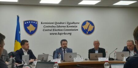 KQZ-ja zëvendëson komisionerët e partisë së Jabllanoviqit të tërhequr nga gara