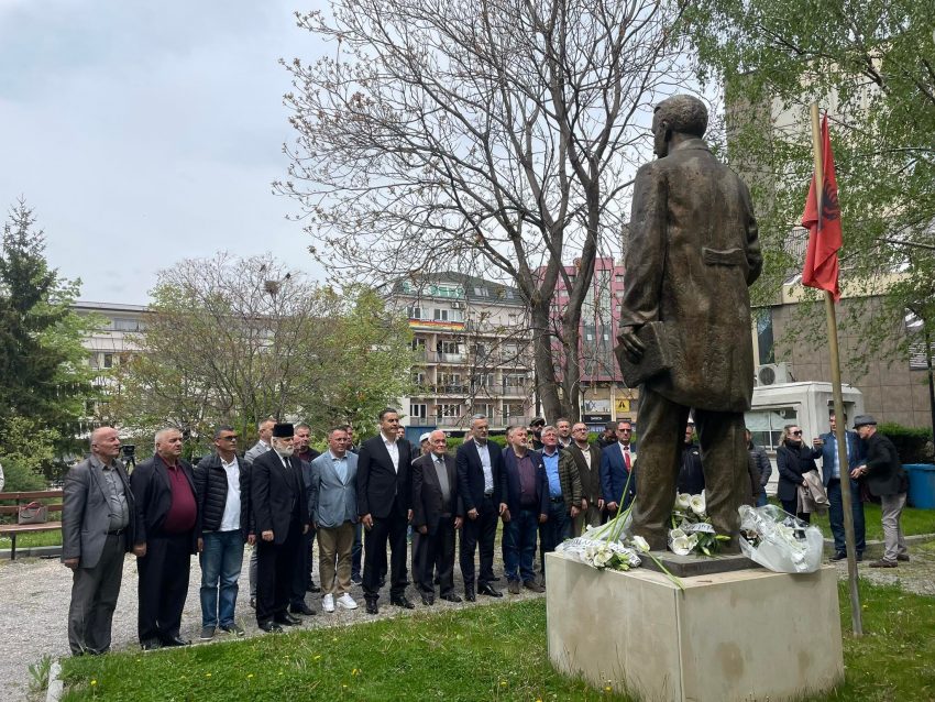 Kundërshtohet heqja e emrit të Hasan Prishtinës nga UP-ja, kërkohet të tërhiqet rektori