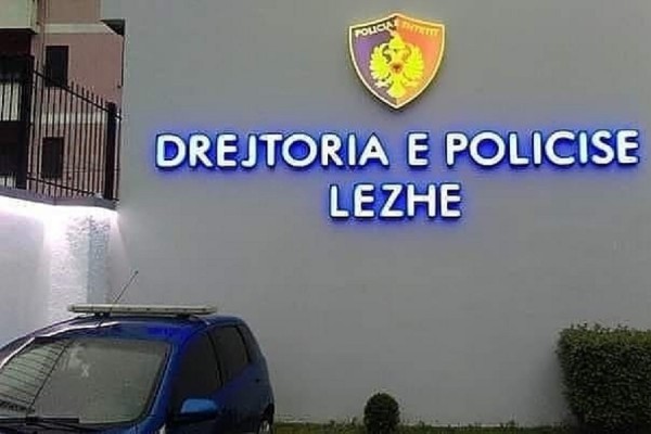 ​Goditën gazetarin në Lezhë, arrestohen dy personat e shpallur në kërkim