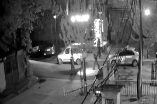 Arrestohen dy persona që po tentonin të bllokonin objektin e Komunës në Zveçan