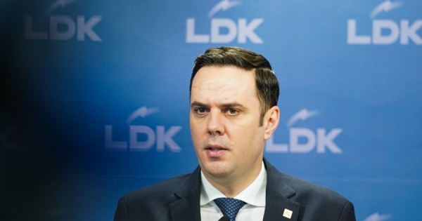 Abdixhiku: Draft-statuti i ish-ekipit menaxhues projekton shtet brenda shtetit