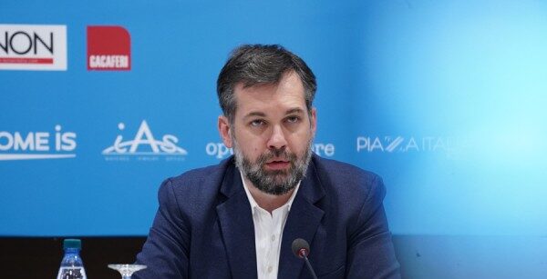 Çeku: Serbia mobilizon tifozëri për mesazhe lufte ndaj Kosovës