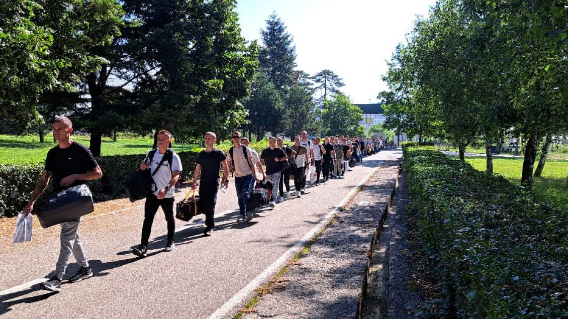 FSK njofton se kanë filluar stërvitjet ushtarake bazë për 316 rekrutë
