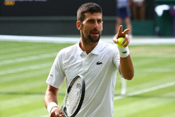 Djokovic gjobitet me shumë rekorde pas thyerjes së raketës në Wimbledon