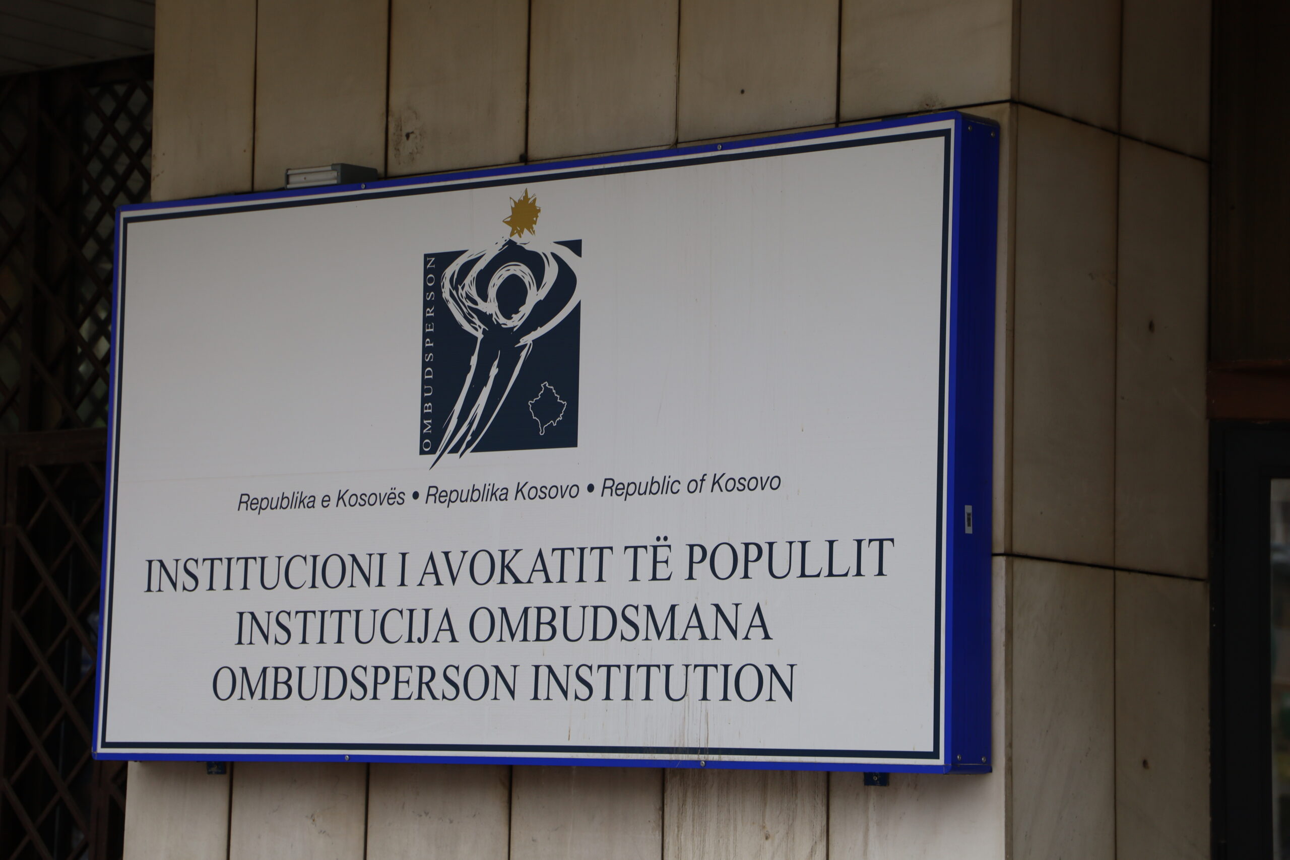 Avokati i Popullit mban debat për Pensionet kontributpaguese