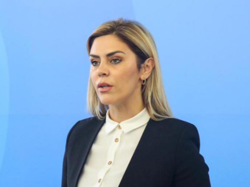 Deputetet e opozitës kërkojnë llogari nga Bislimi: Skandalet e Qeverisë janë të panumërta, vendi të shkojë në zgjedhje