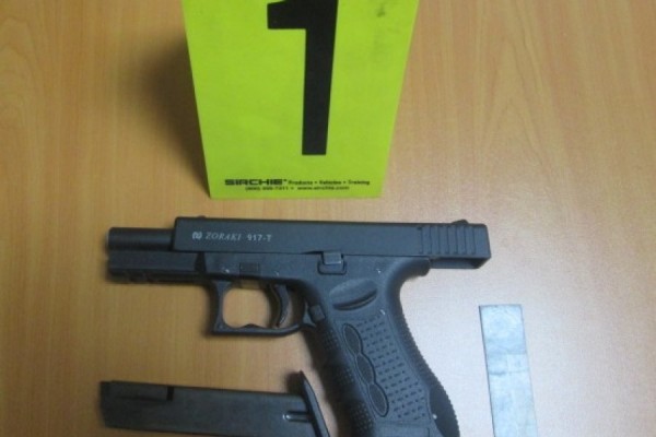 Policia konfiskon një armë në një aheng familjar në Vushtrri