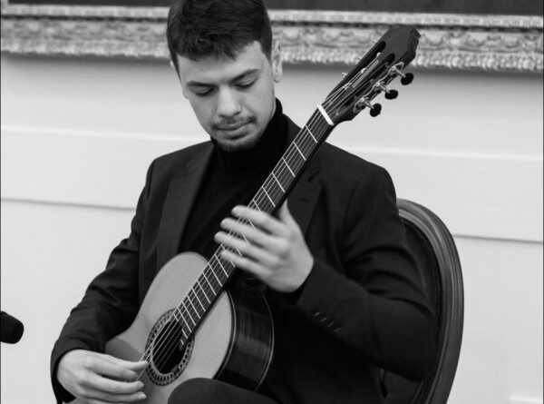 Talenti nga Kosova çel koncertin për kitarë në Vjenë