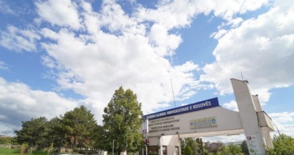 Mbingarkohet Klinika e Pediatrisë në QKUK