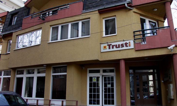 Fillon rimbursimi për 10%-shin e tërhequr nga TRUST