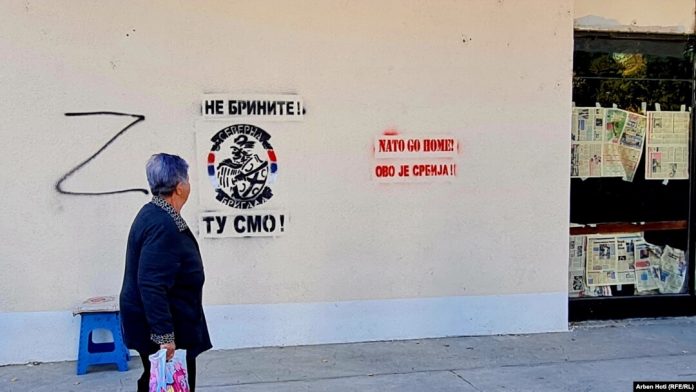 Grafite kundër rendit kushtetues të Kosovës shkruhen në muret e disa shtëpive në Leposaviq