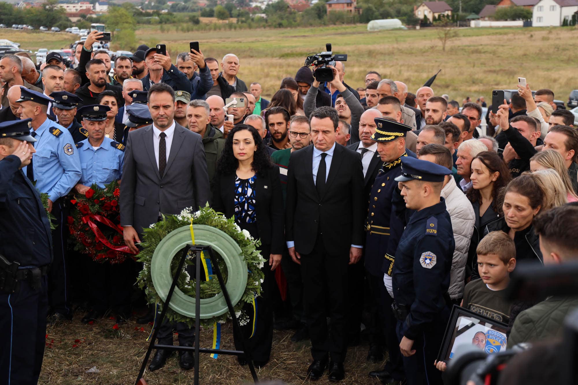 Osmani për policin Bunjaku: Afrimi na bindi sërish se flijimi i jetës për atdheun është rilindje, jo vdekje