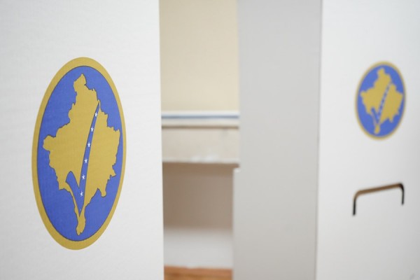 Përfundon hartimi i Udhëzimit Administrativ për largimin e kryetarëve në veri