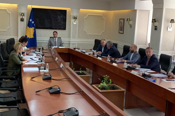 Kryesia mblidhet për herë të parë për sesionin vjeshtor