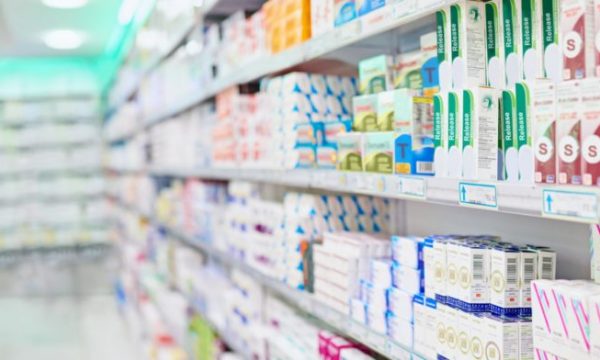 Inspektimet në barnatore, në 43 raste gjatë kontrollit mungonte farmacisti