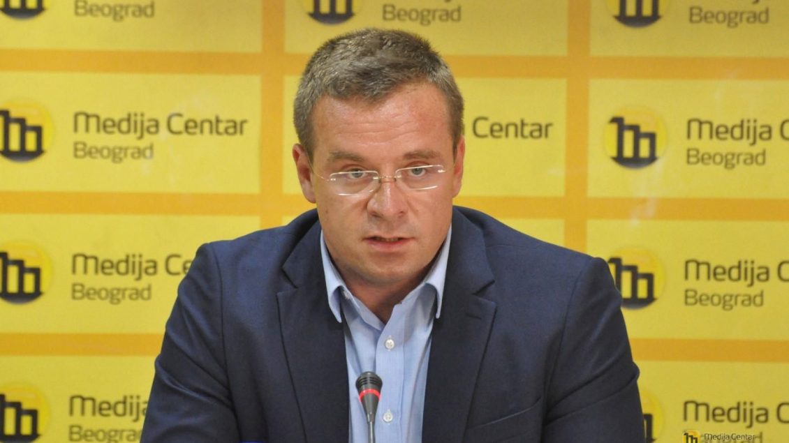 Stojkoviq: Sulmi në veri nuk do të ishte i mundur pa mbështetjen e Aleksandar Vuçiqit dhe BIA-s për FSB-në ruse