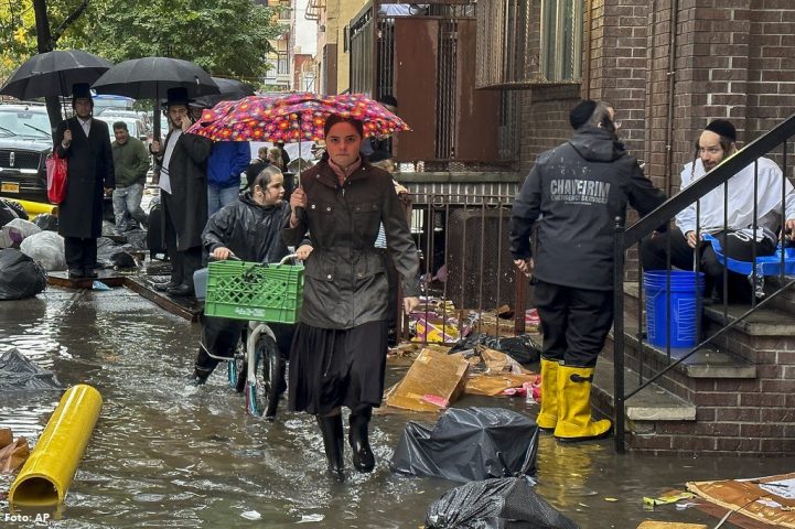 Shpallet gjendje e jashtëzakonshme pas vërshimeve në Nju-Jork