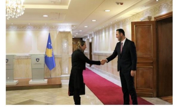 Konjufca takon ambasadoren jorezidente të Kanadasë në Kosovë