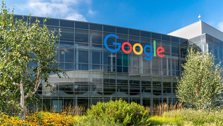 Dy shqiptarë padisin Google në ShBA për diskriminimin e gjuhës shqipe