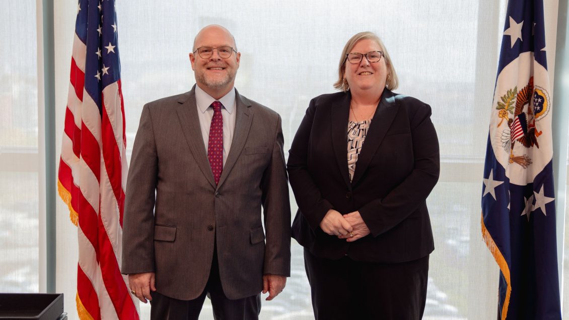 Eileen Devitt në krye të USAID-it në Kosovë, ambasadori amerikan i uron mirëseardhje