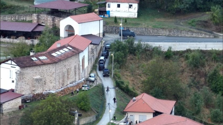 Politologu serb: Sfondi i Banjskës shumë më i madh se sa mendoni