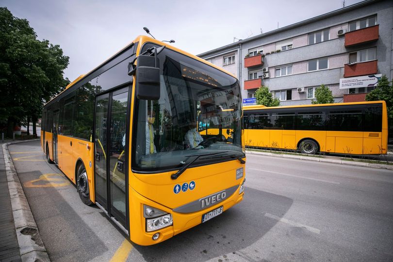 Nga sot, bileta e autobusit në trafik urban mund të blihet me SMS