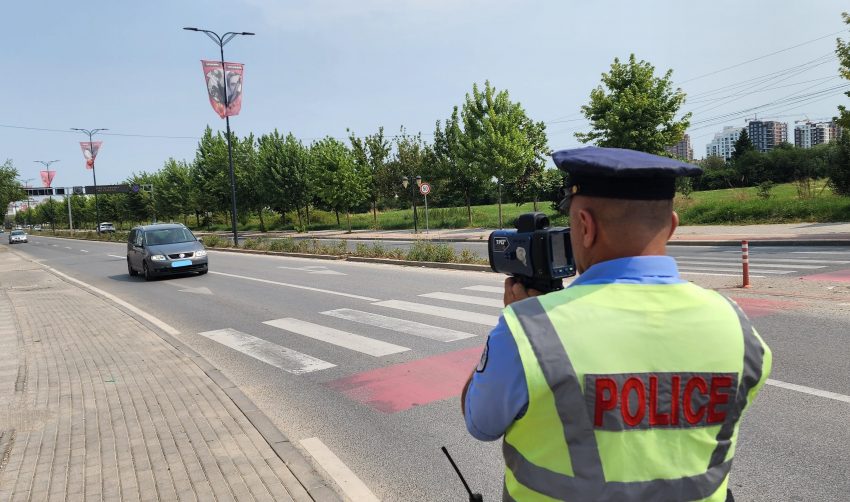 Mbi 2 mijë gjoba trafiku në 24 orët e fundit në Kosovë