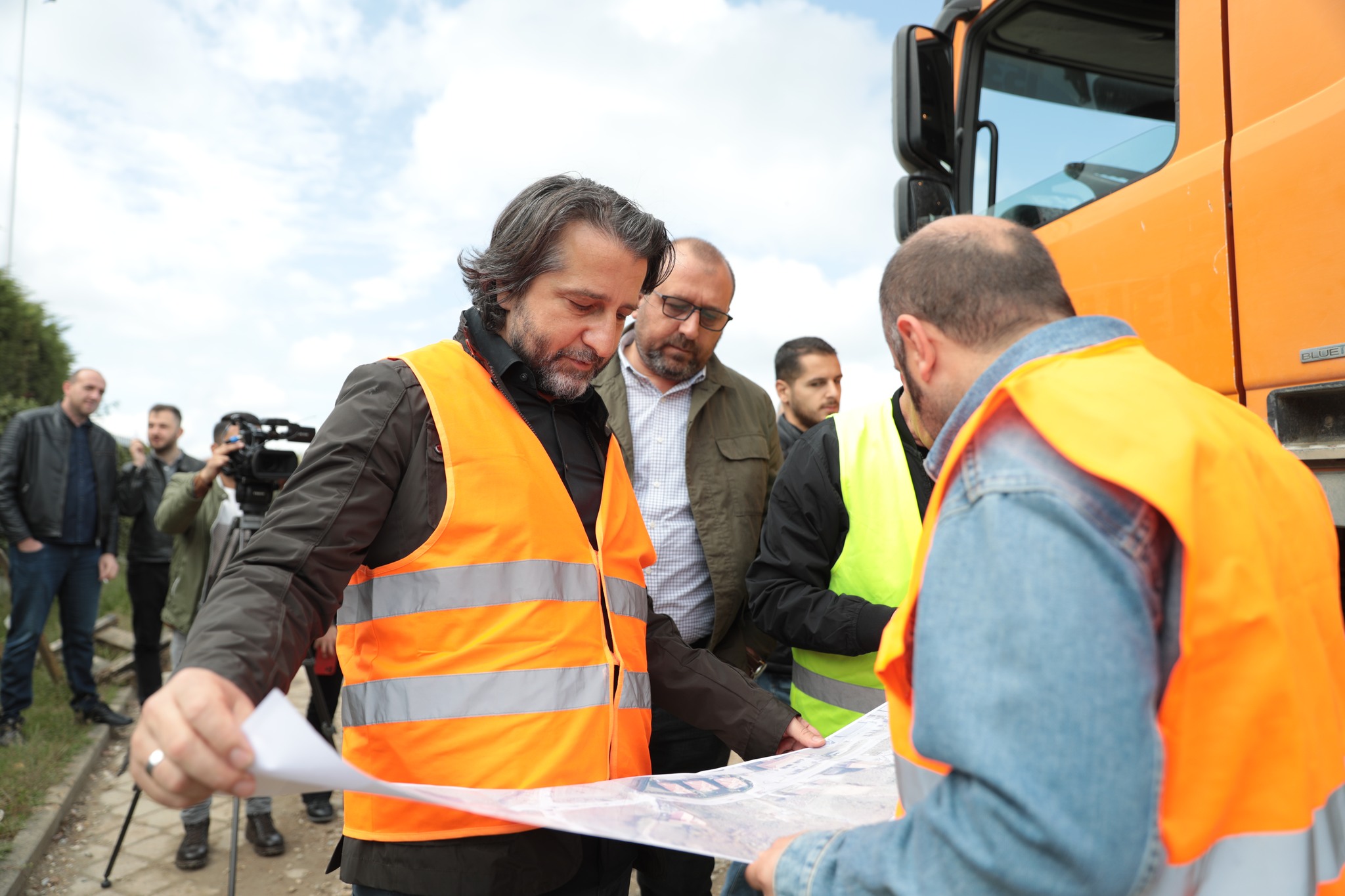 Rama reagon pas ndërprerjes së punimeve në Rrugën “A”