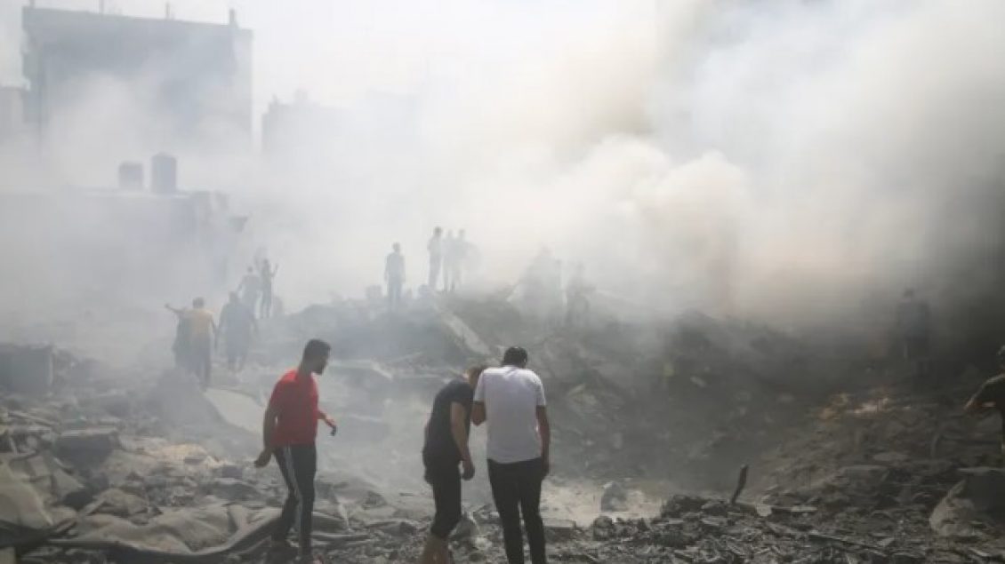 Izraeli thotë se ka hedhur 6,000 bomba me peshë 4,000 tonë në Gaza